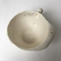 http://www.francesleeceramics.com/files/gimgs/th-42_large cup inside- large shellweb.jpg